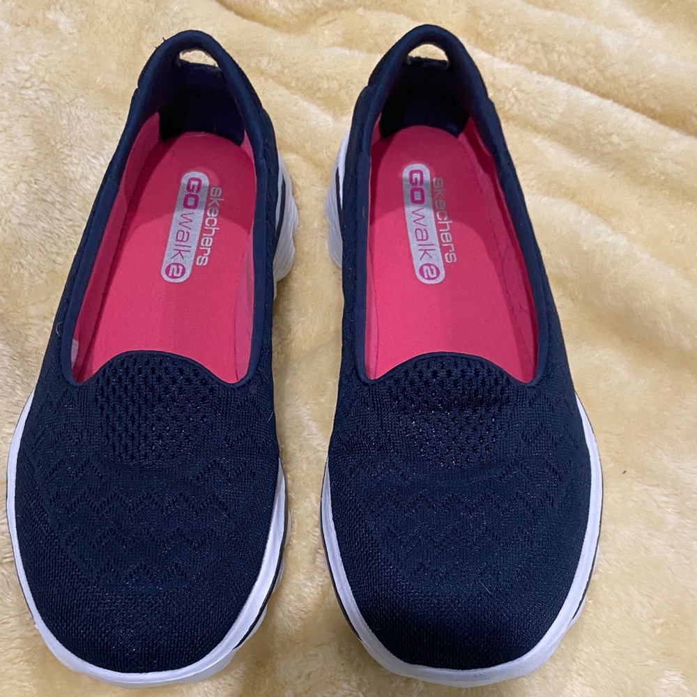 Skechers Women's Navy Go Walk Sneakers